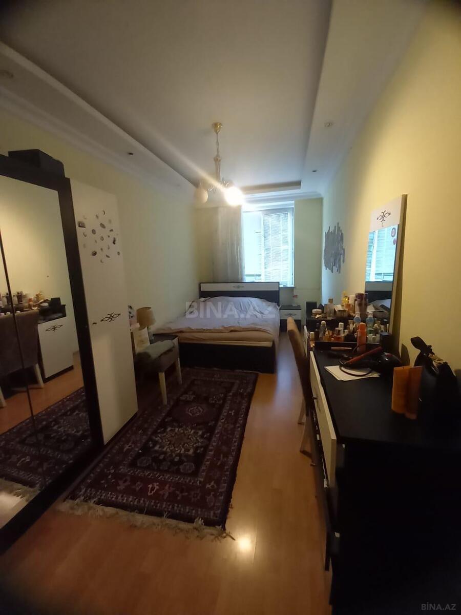 3-комн. вторичка - м. Низами - 60 м² (2)