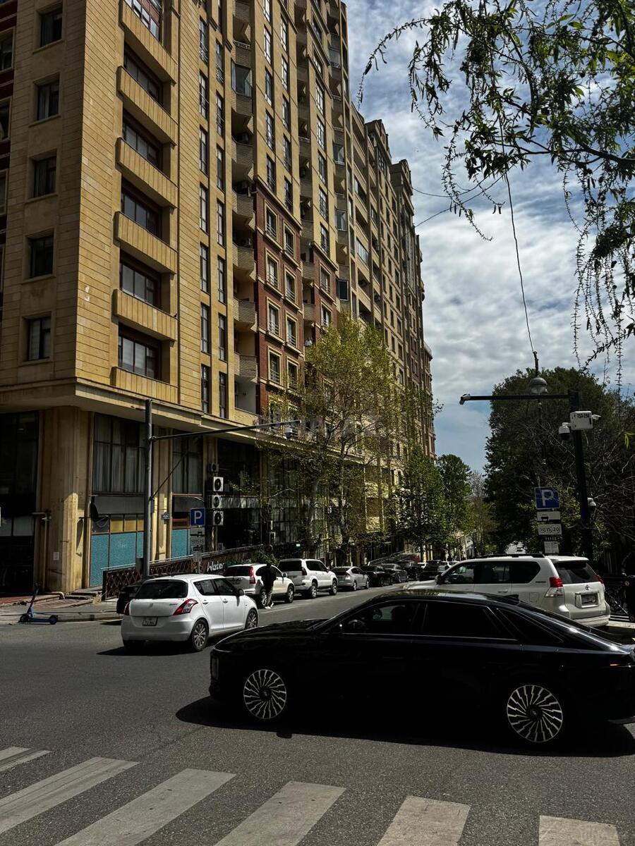 Obyekt - 28 May m. - 220 m² (2)