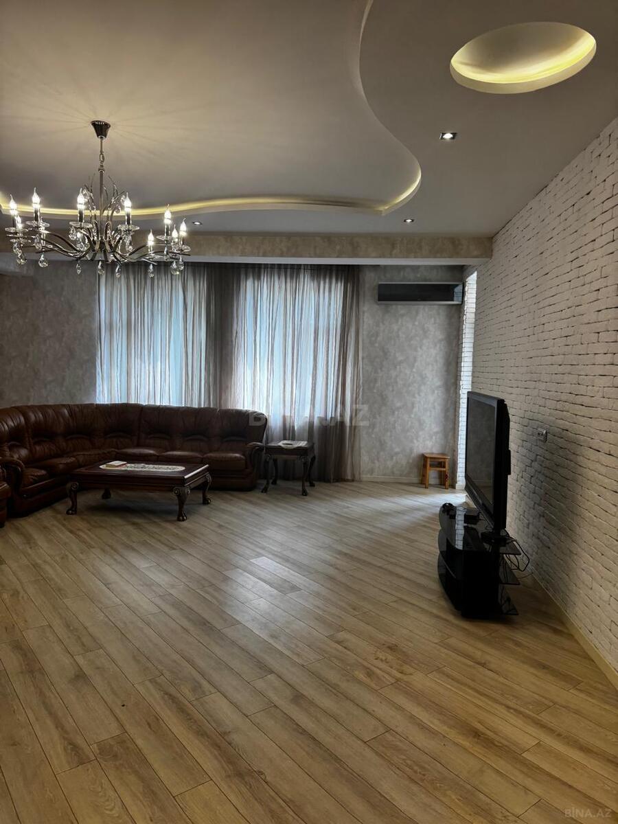Obyekt - 28 May m. - 220 m² (18)