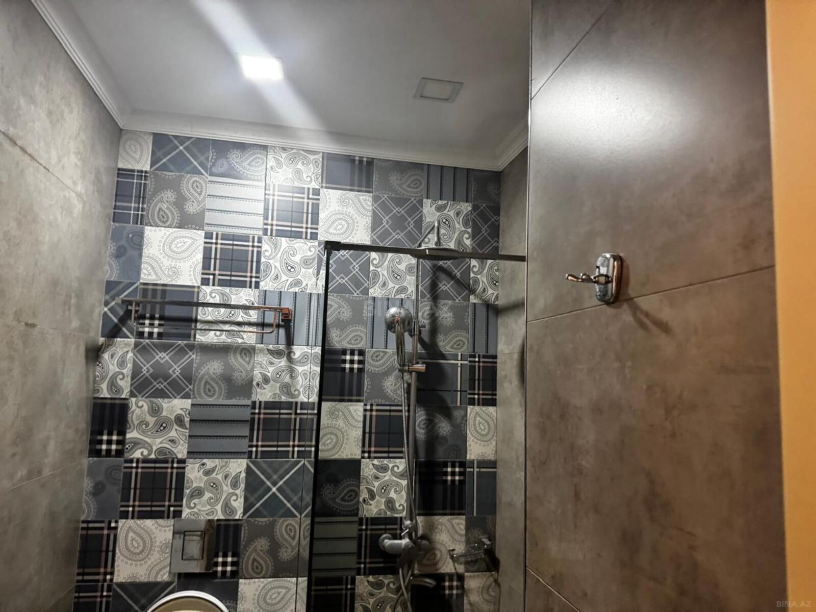 Obyekt - 28 May m. - 220 m² (27)