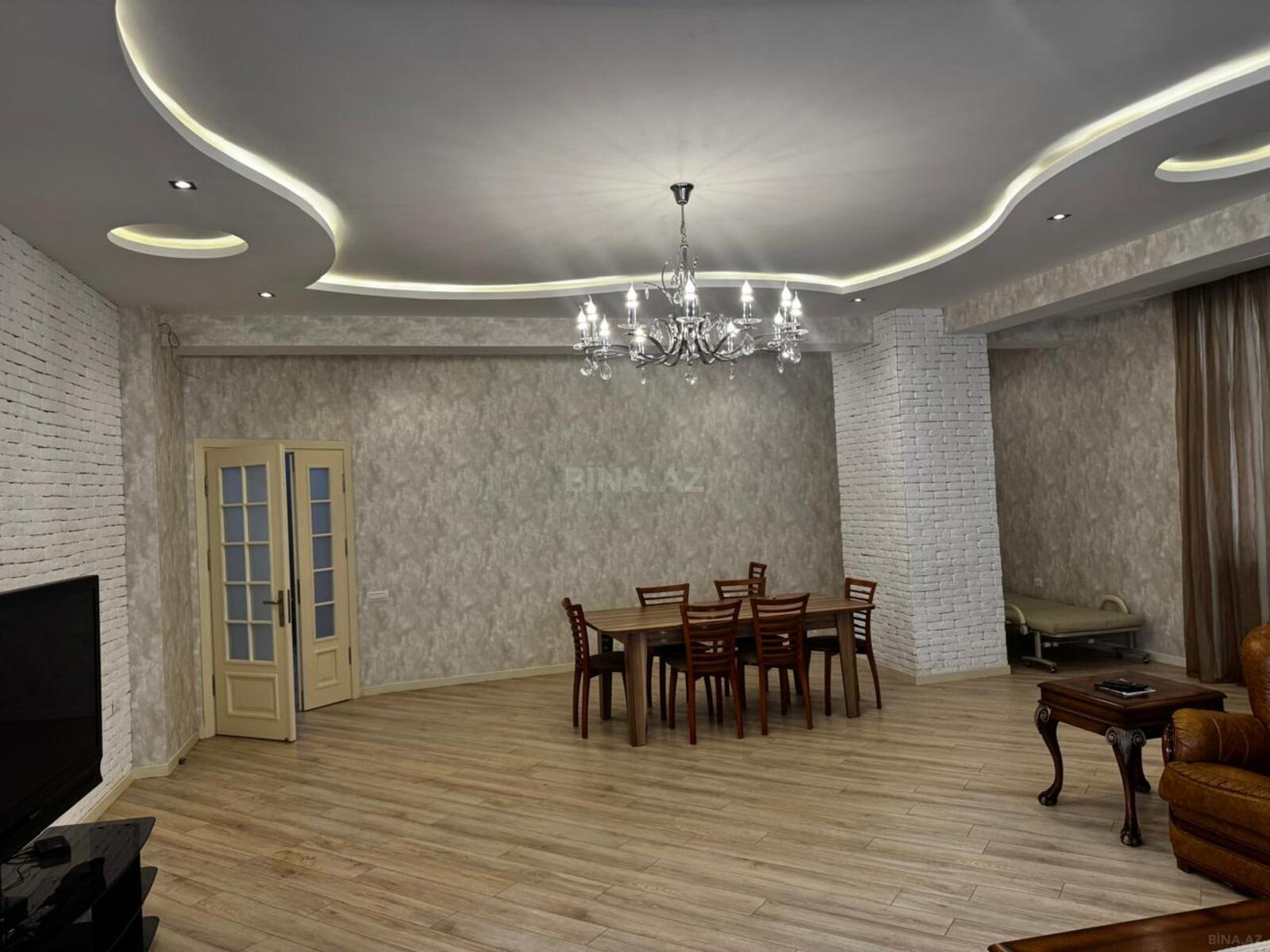 Obyekt - 28 May m. - 220 m² (5)