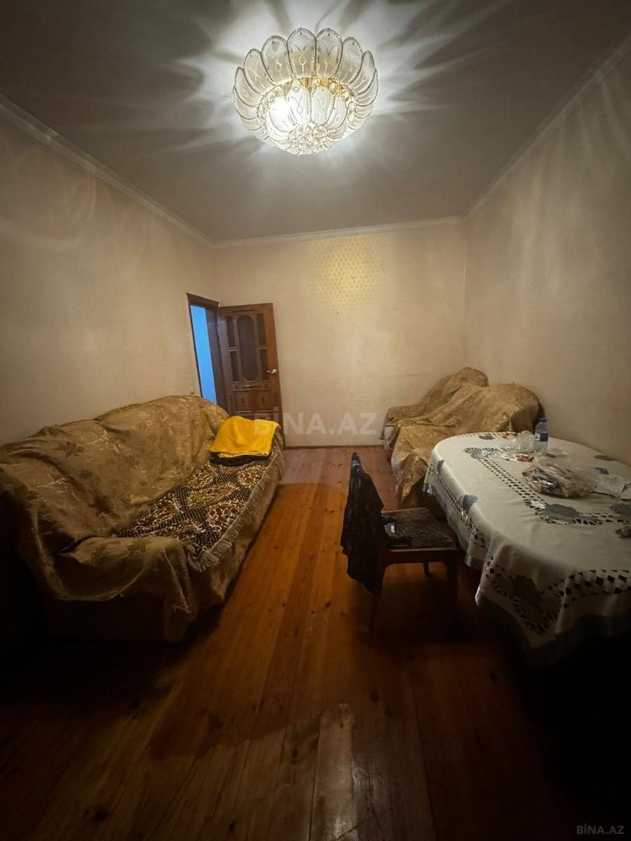 2 otaqlı köhnə tikili - İnşaatçılar m. - 65 m² (3)