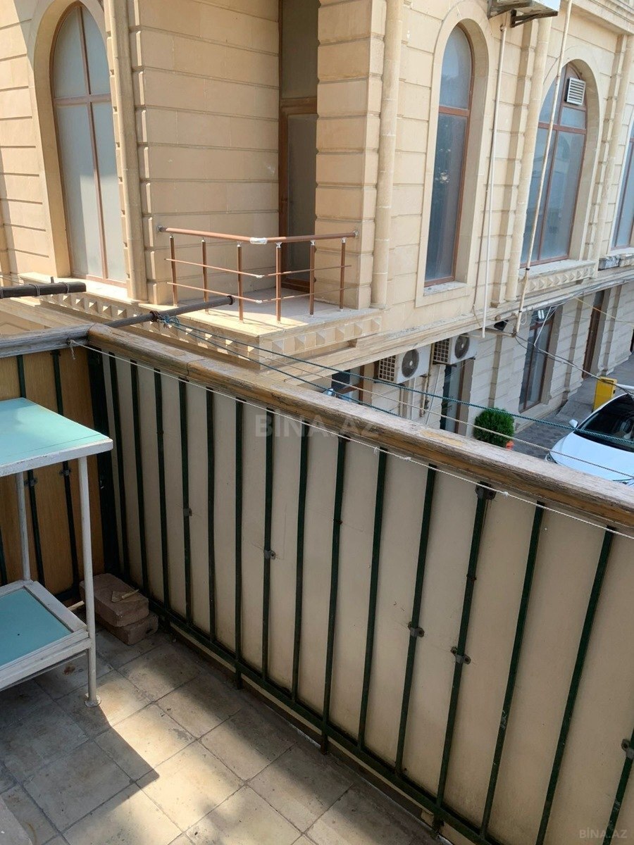 2 otaqlı köhnə tikili - Gənclik m. - 60 m² (11)