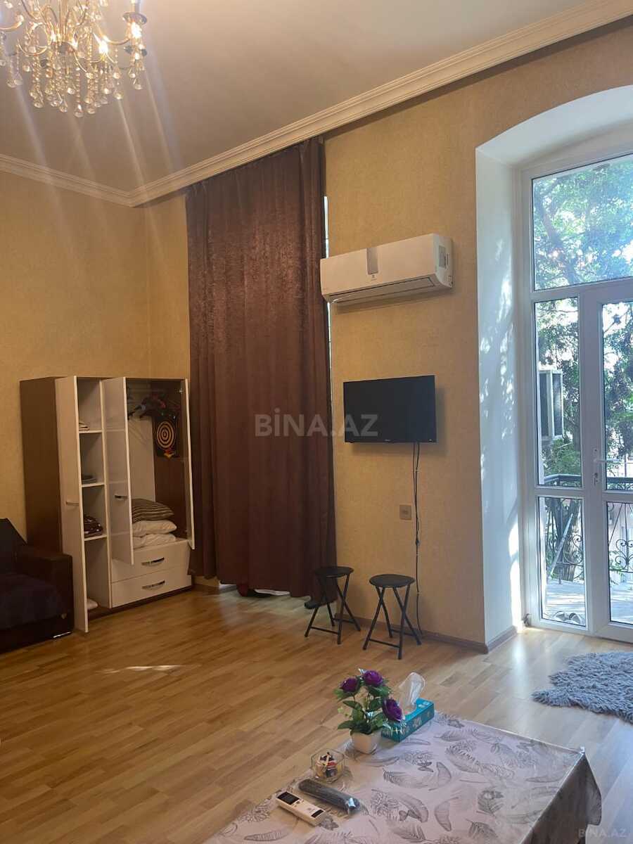 2 otaqlı köhnə tikili - İçəri Şəhər m. - 60 m² (1)