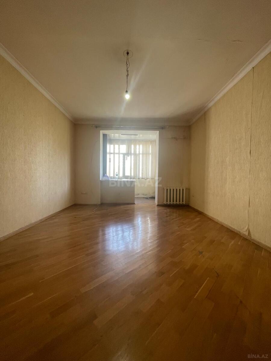 3-комн. вторичка - м. Элмляр Академиясы - 90 м² (18)