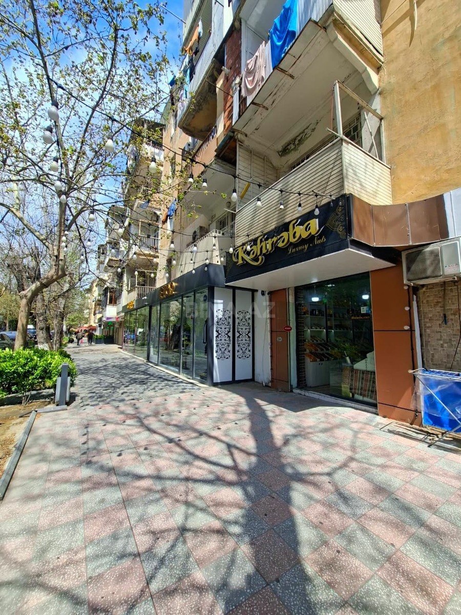 3-комн. вторичка - м. Элмляр Академиясы - 90 м² (1)