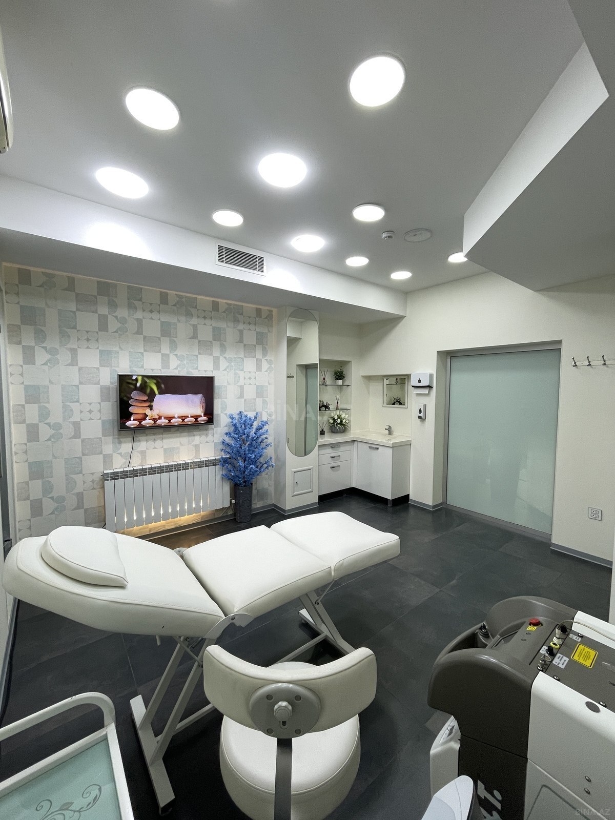 Объект - м. Элмляр Академиясы - 40 м² (3)