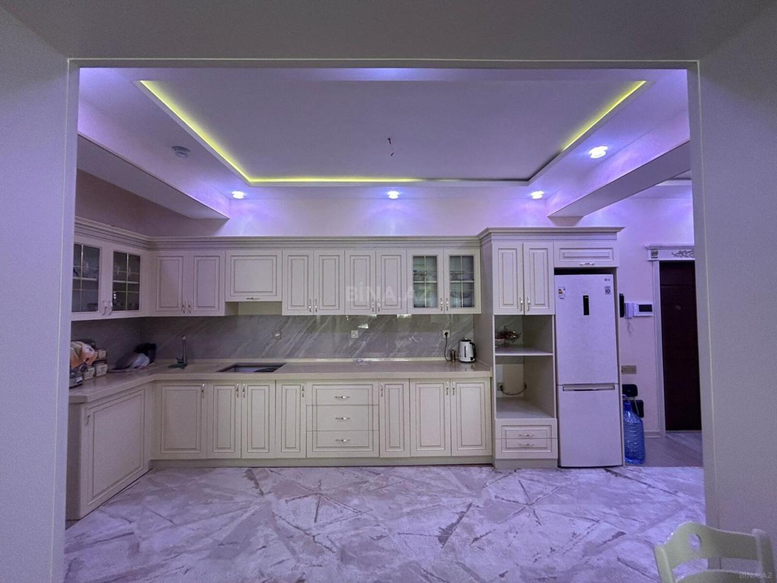 3-комн. новостройка - м. 28 мая - 120 м² (5)
