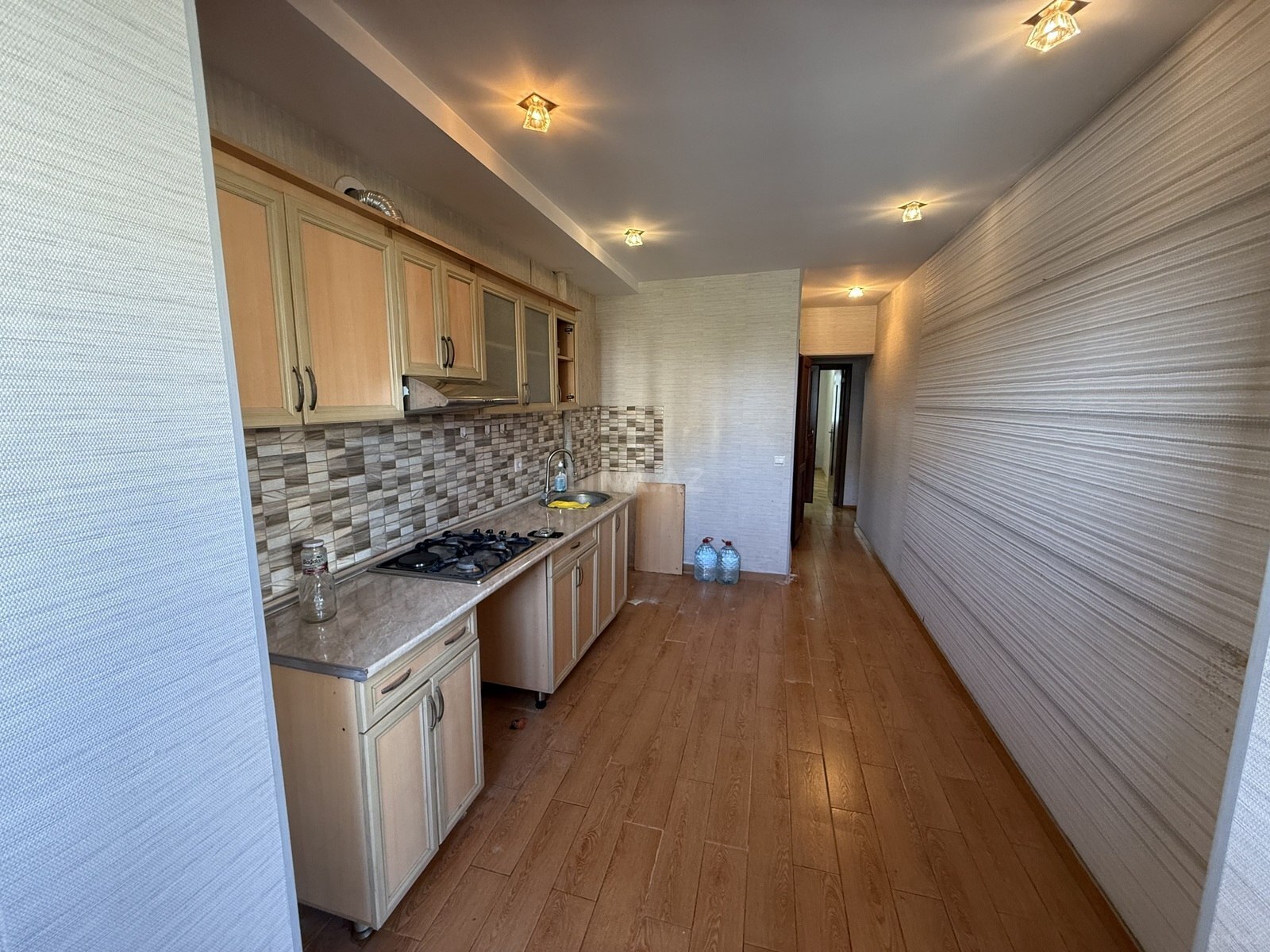 3 otaqlı köhnə tikili - Qara Qarayev m. - 90 m² (5)