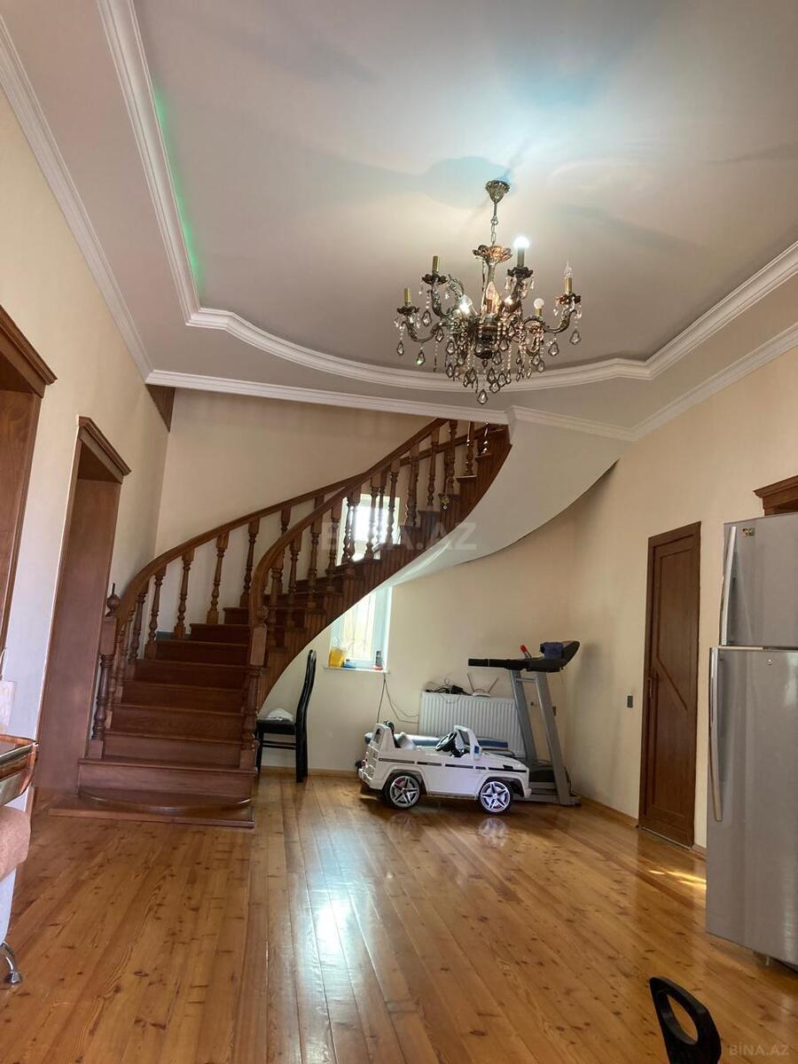 8-комн. дом/дача - пос. Пиршаги - 480 м² (11)