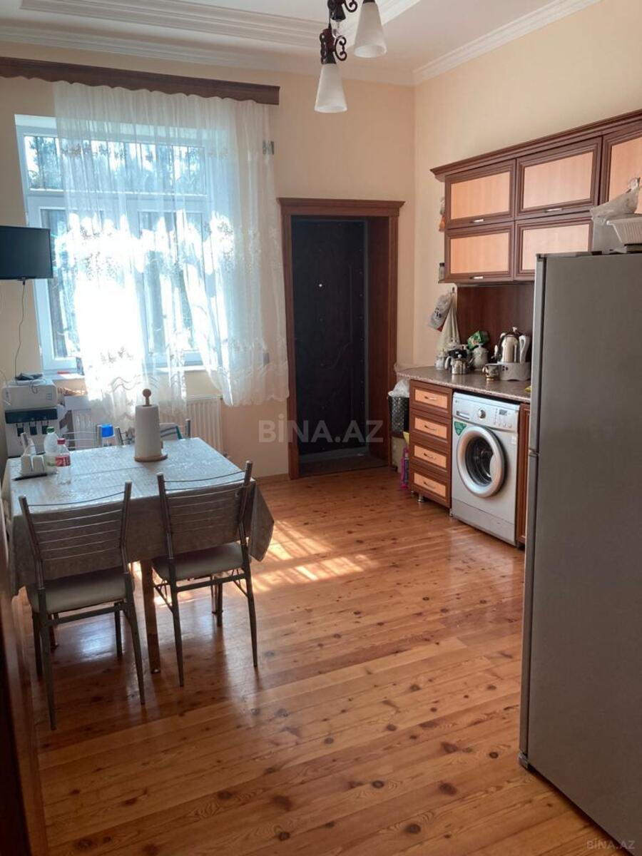 8-комн. дом/дача - пос. Пиршаги - 480 м² (5)