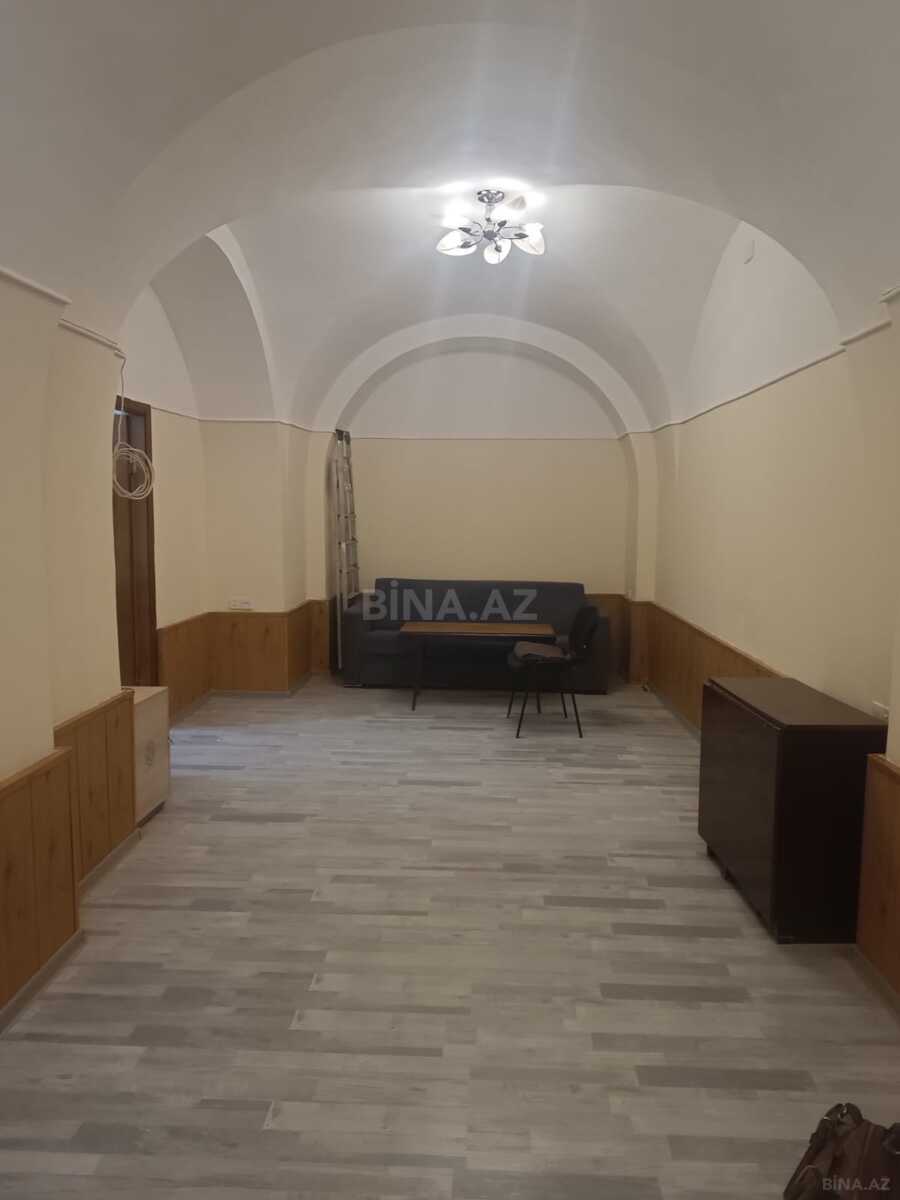 3 otaqlı köhnə tikili - İçəri Şəhər m. - 65 m² (1)
