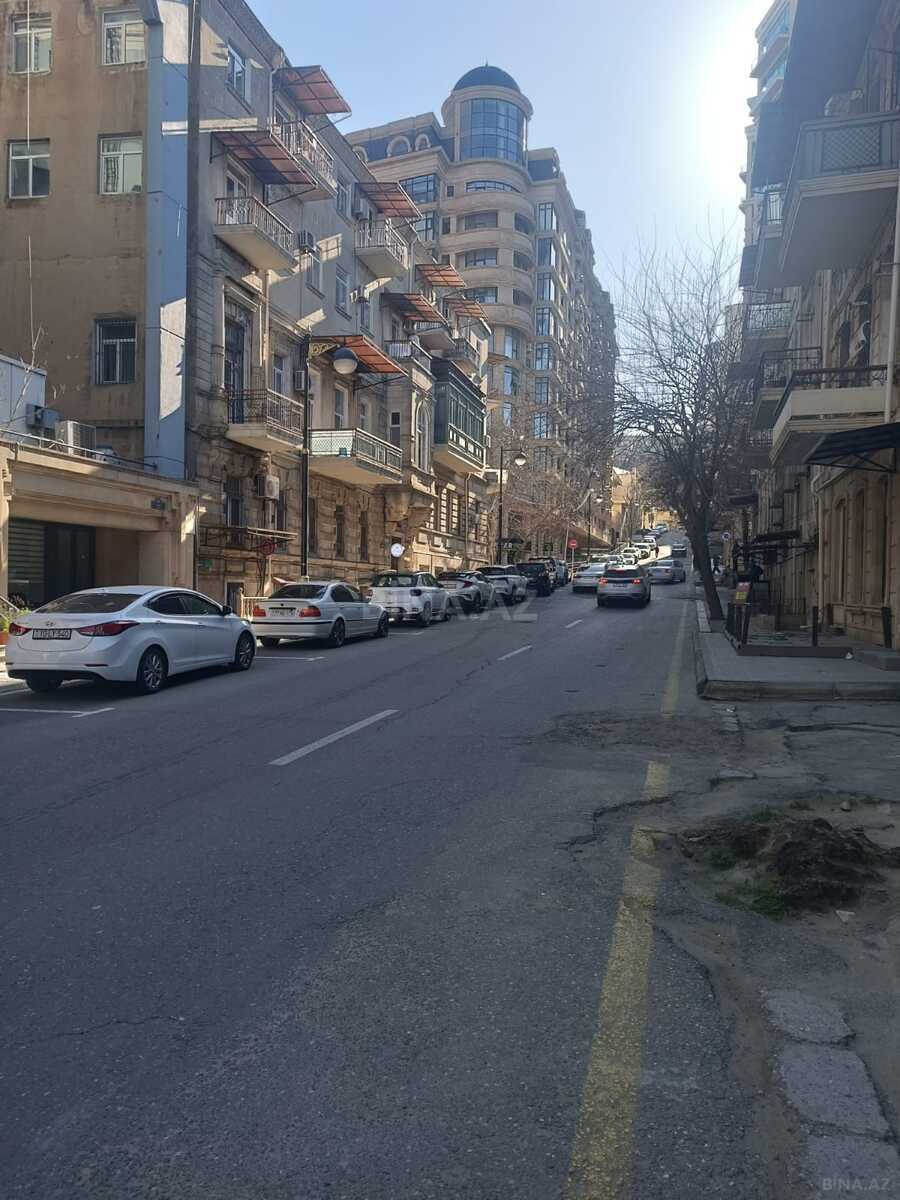 3 otaqlı köhnə tikili - İçəri Şəhər m. - 65 m² (15)