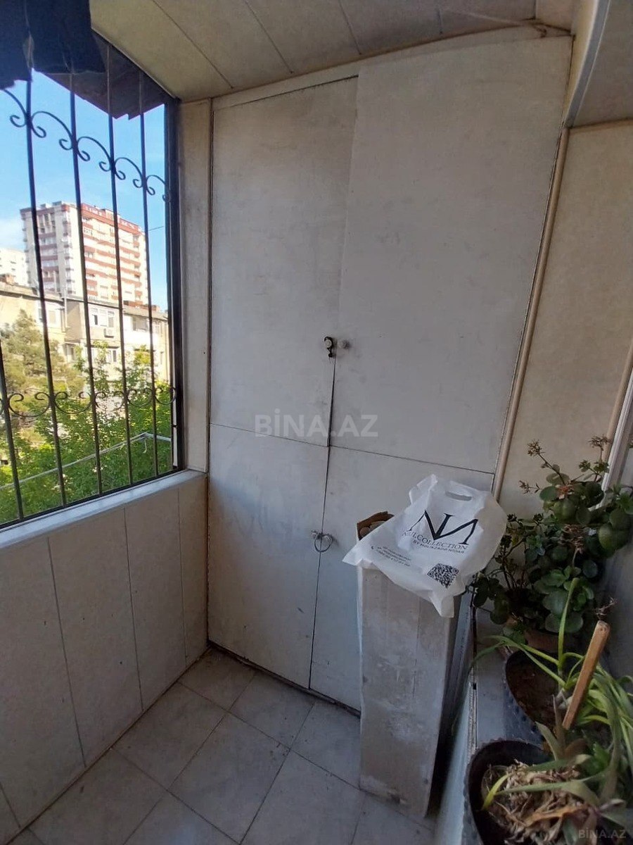 3 otaqlı köhnə tikili - İnşaatçılar m. - 70 m² (7)