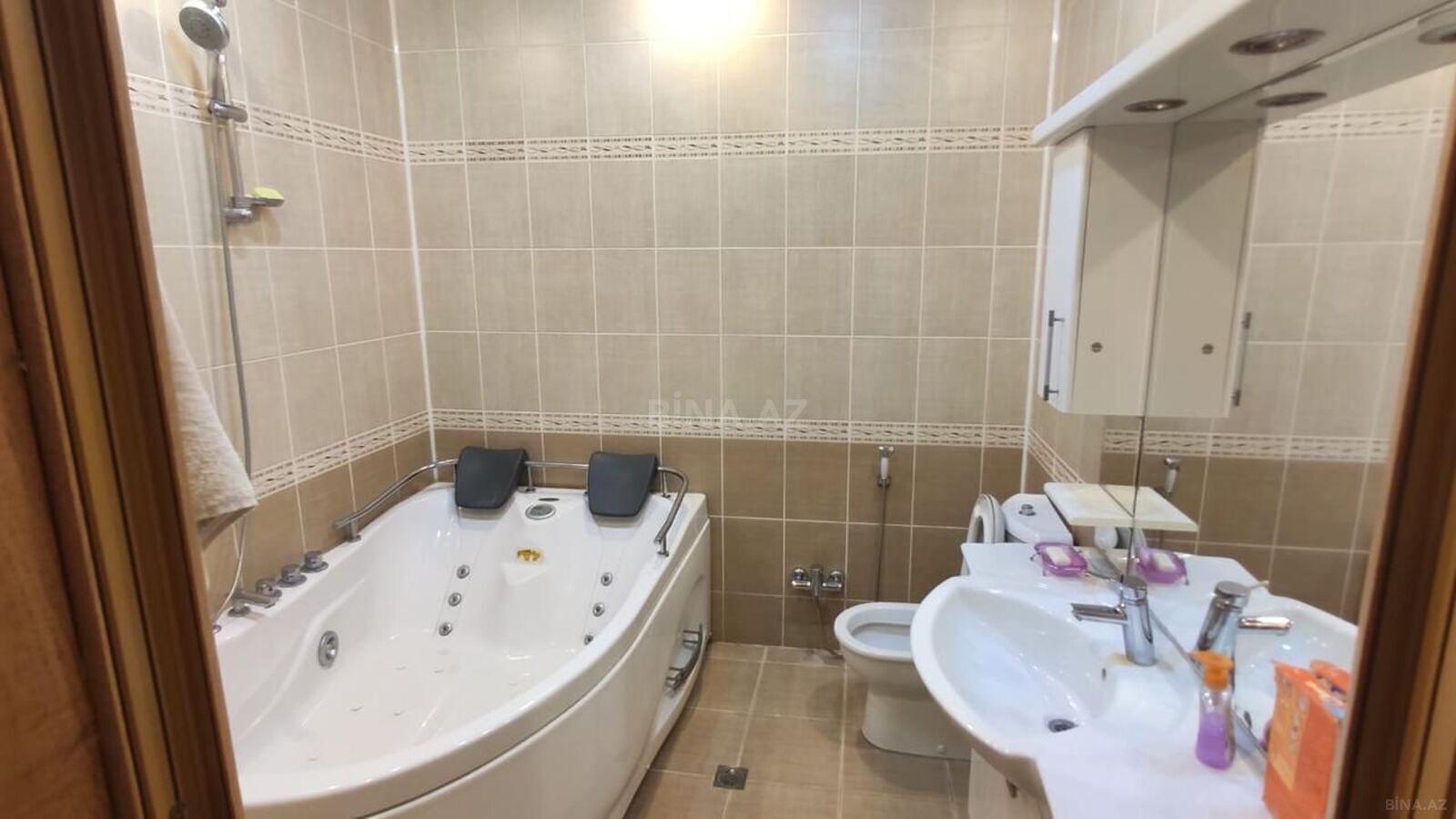 3-комн. новостройка - м. 28 мая - 188 м² (8)