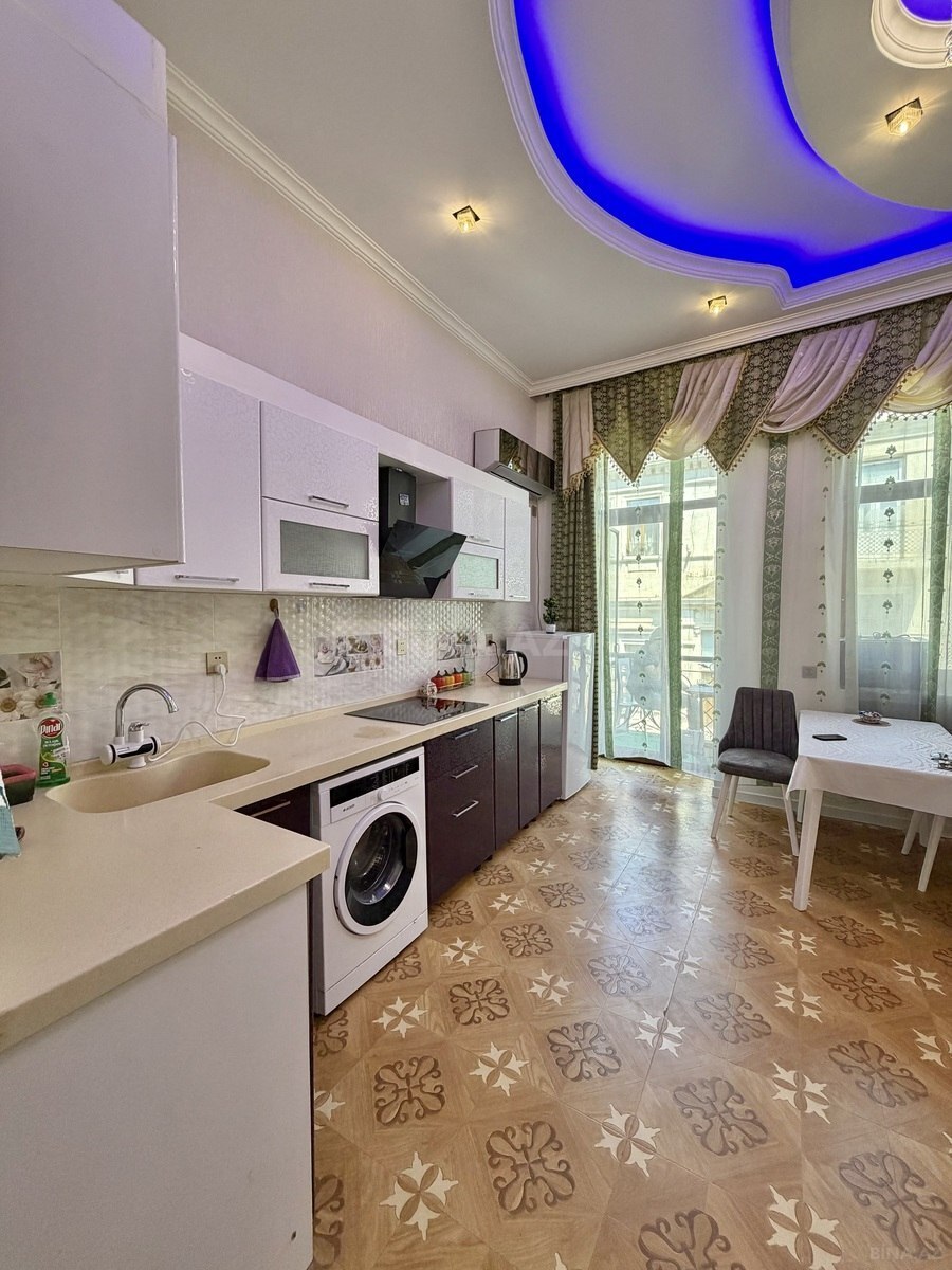 2 otaqlı köhnə tikili - Sahil m. - 50 m² (12)