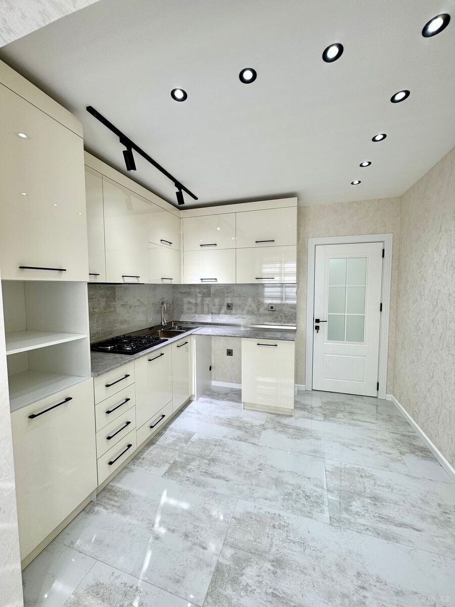 3-комн. вторичка - м. Ази Асланов - 80 м² (10)
