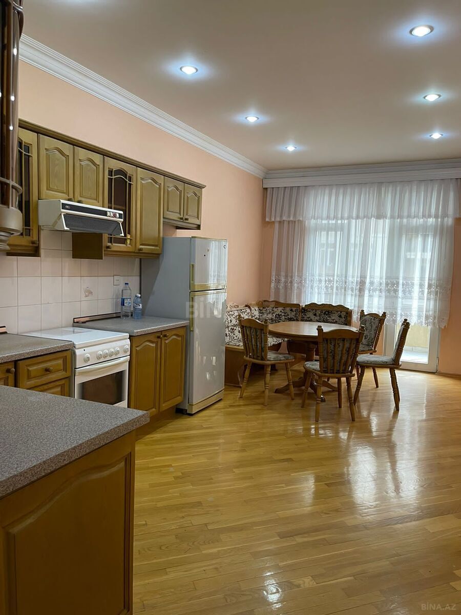 4-комн. вторичка - Насиминский  р. - 125 м² (18)