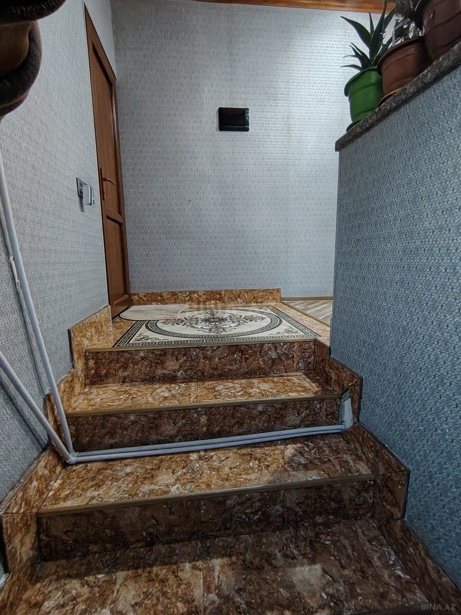 4 otaqlı həyət evi/bağ evi - Qaraçuxur q. - 145 m² (3)