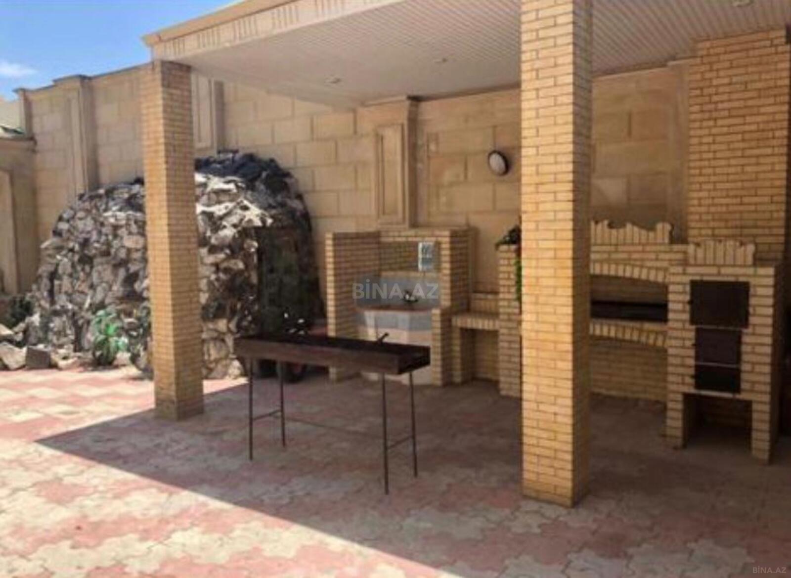8 otaqlı həyət evi/bağ evi - Novxanı q. - 450 m² (11)