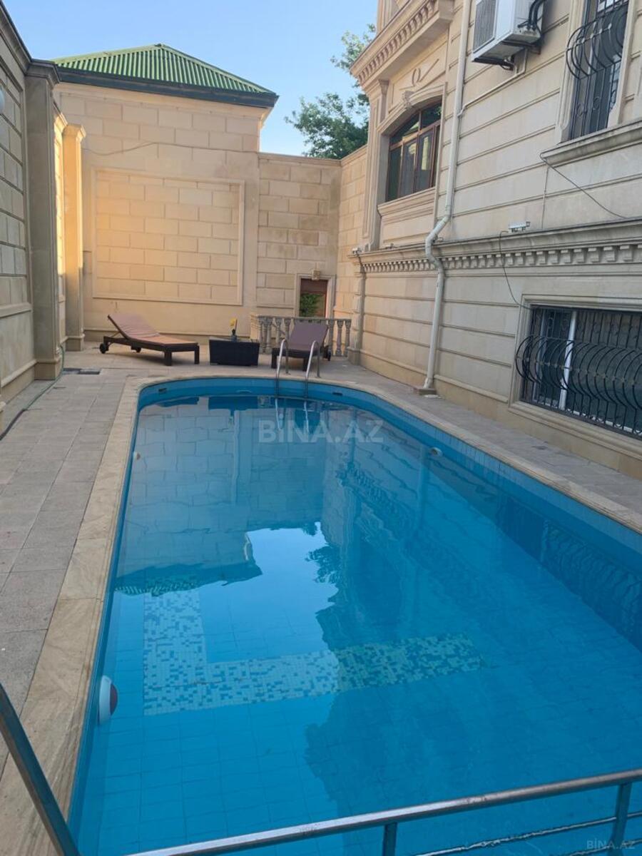 8 otaqlı həyət evi/bağ evi - Novxanı q. - 450 m² (14)