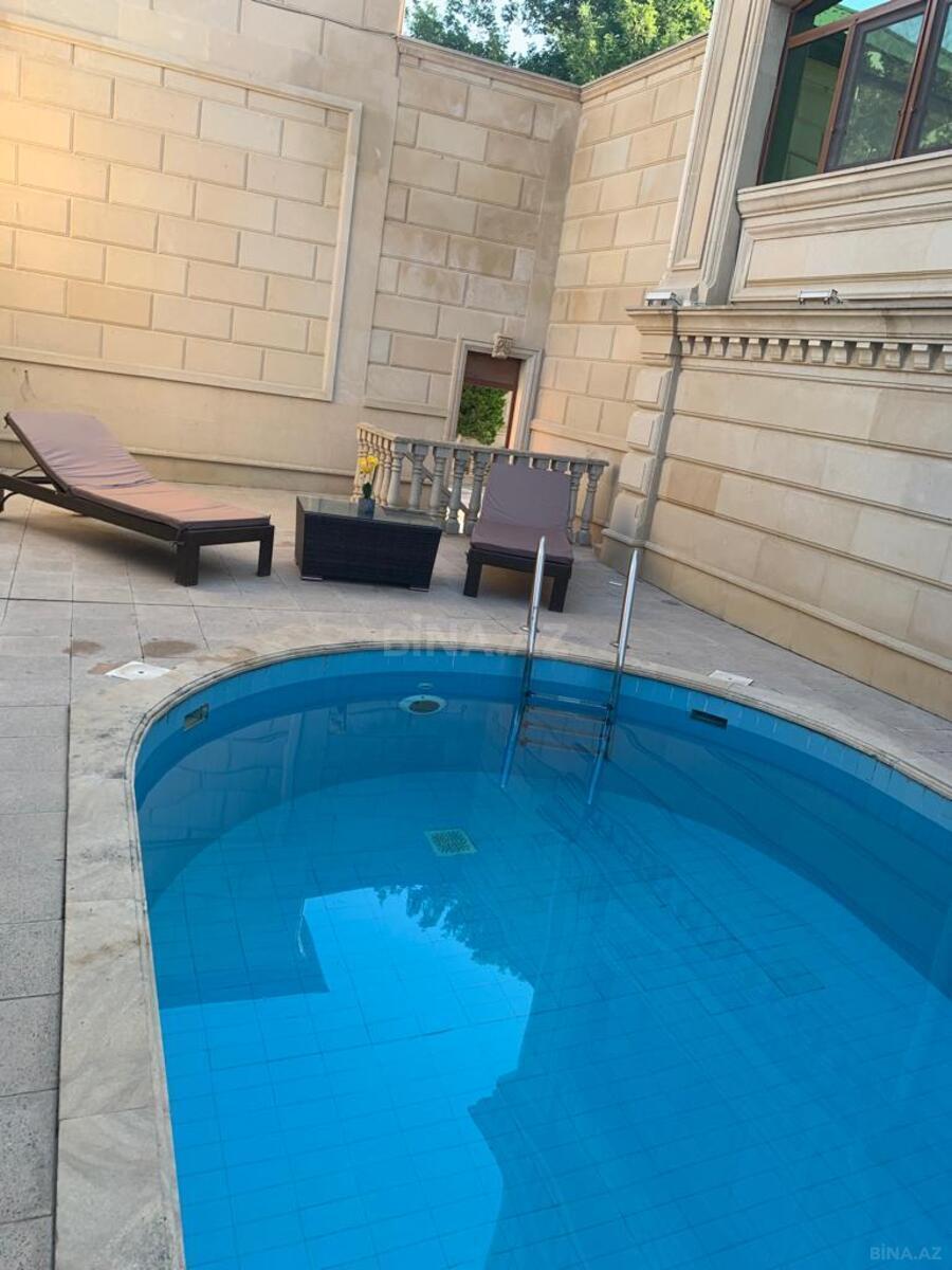 8 otaqlı həyət evi/bağ evi - Novxanı q. - 450 m² (15)
