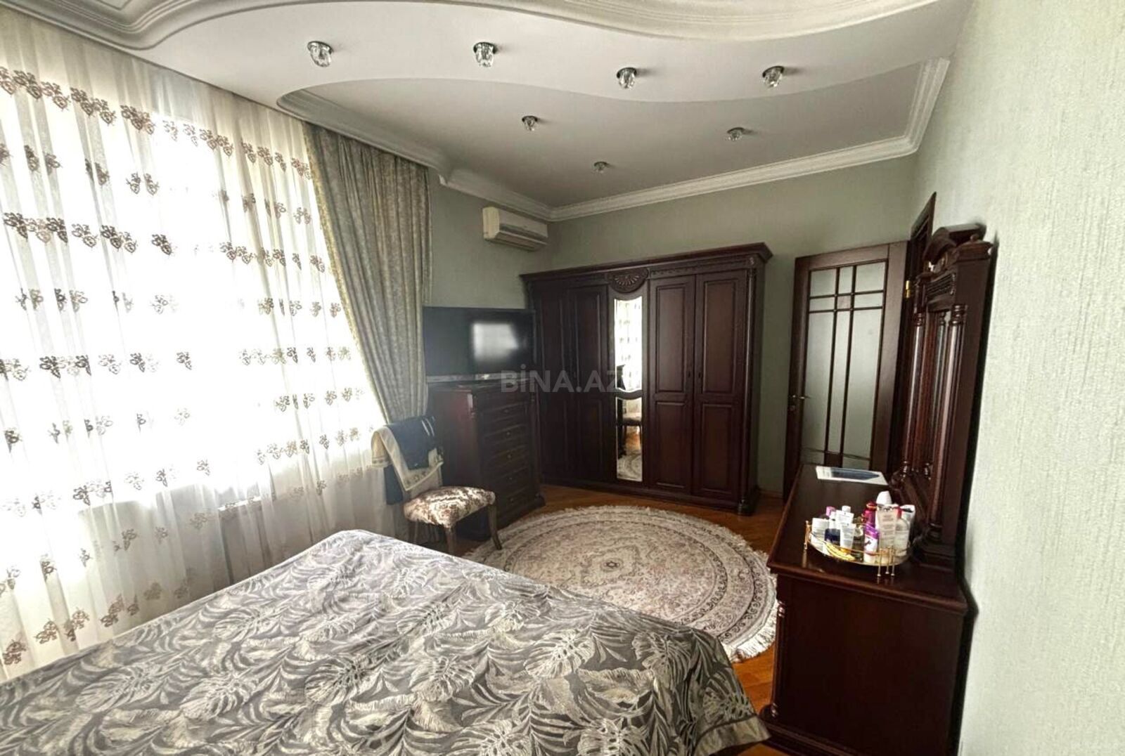 3-комн. новостройка - м. 8 ноября - 138 м² (11)