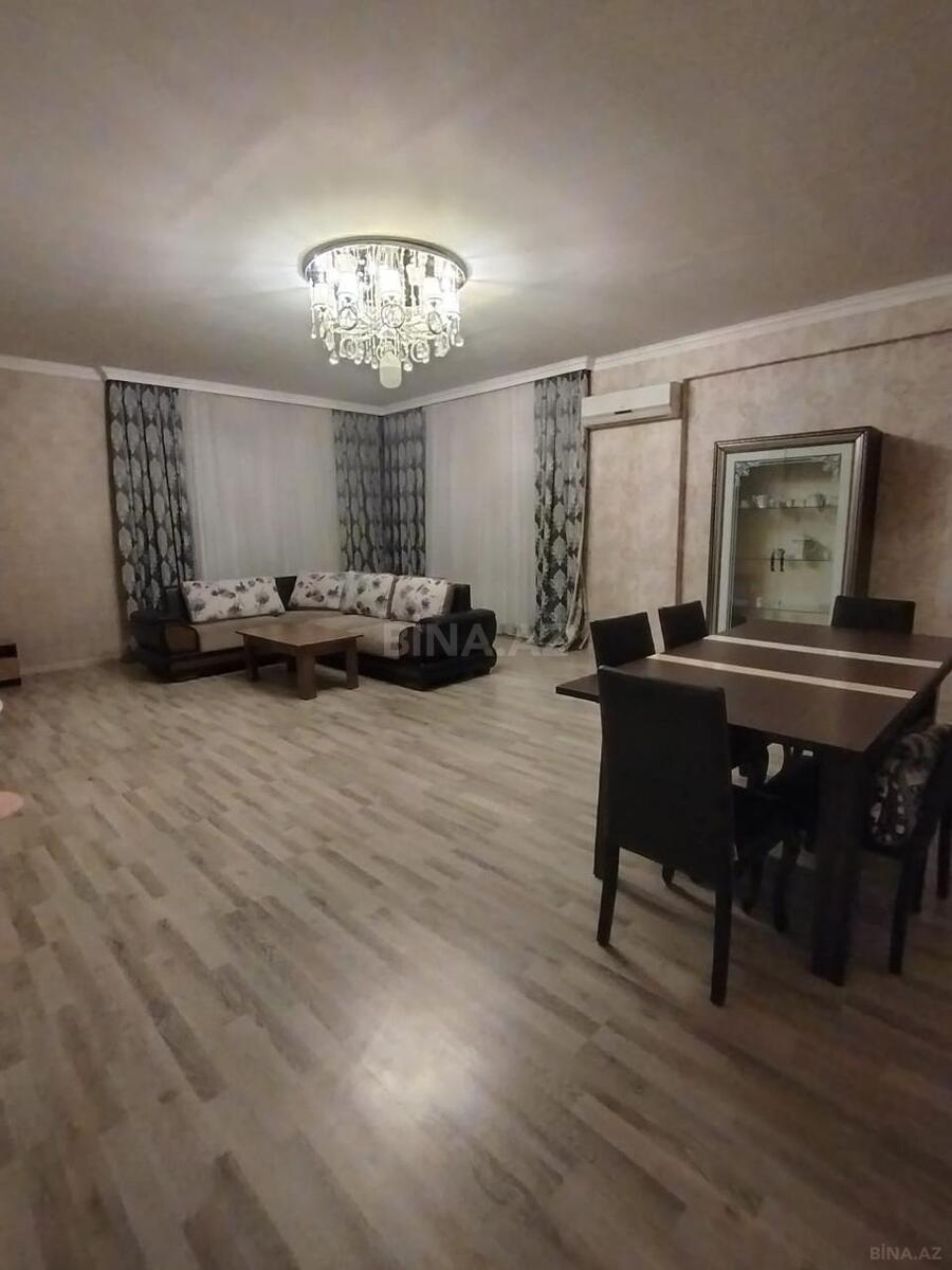 3-комн. новостройка - м. 8 ноября - 190 м² (2)