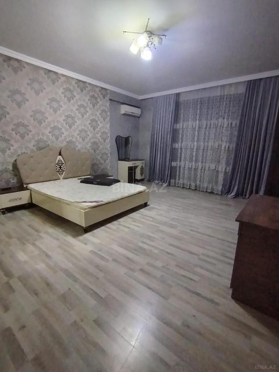 3-комн. новостройка - м. 8 ноября - 190 м² (12)