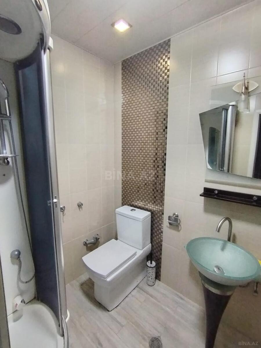 3-комн. новостройка - м. 8 ноября - 190 м² (15)