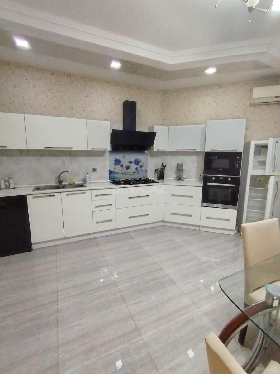3-комн. новостройка - м. 8 ноября - 190 м² (17)