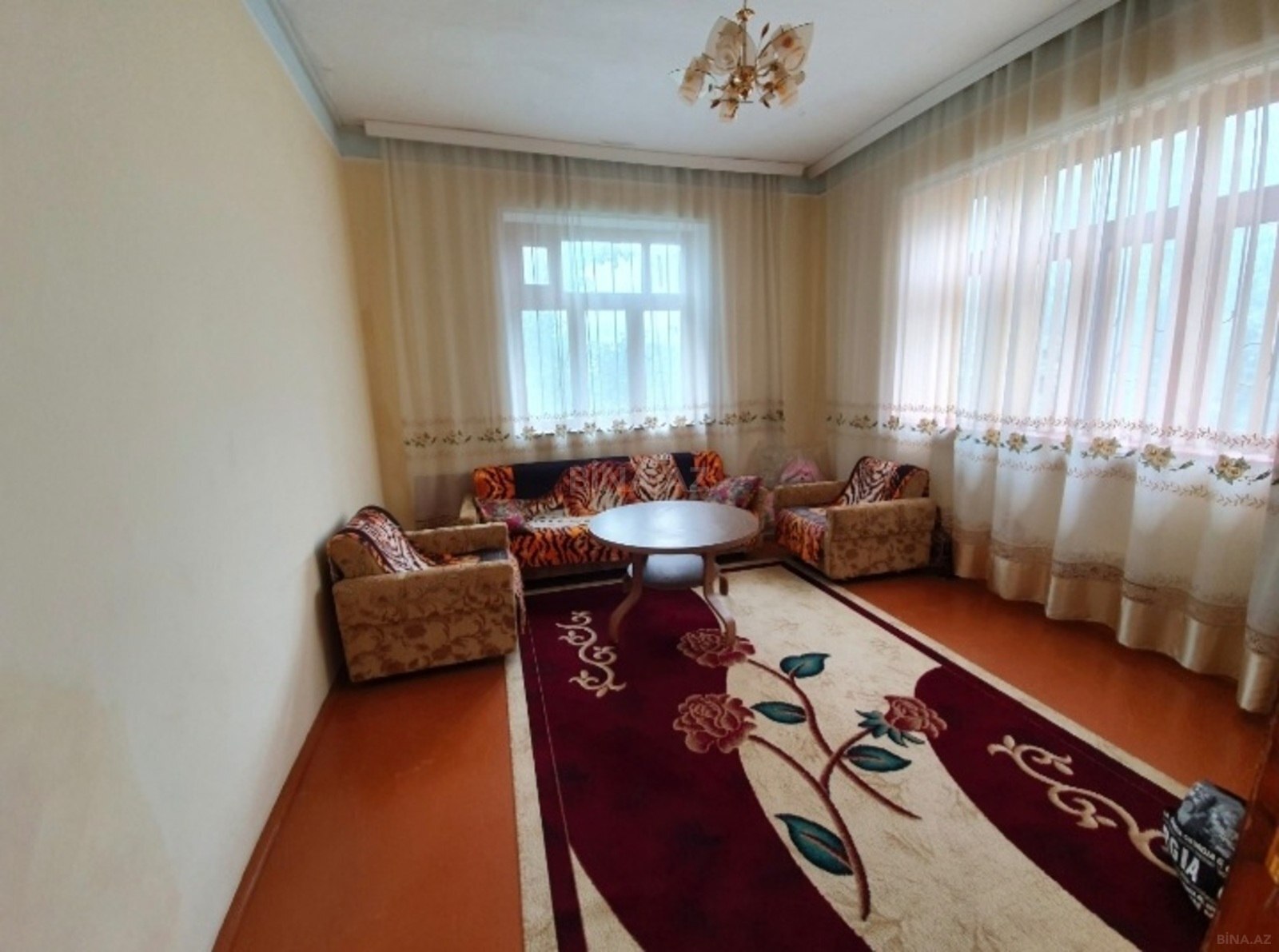 5-комн. дом/дача - Гусар - 200 м² (3)