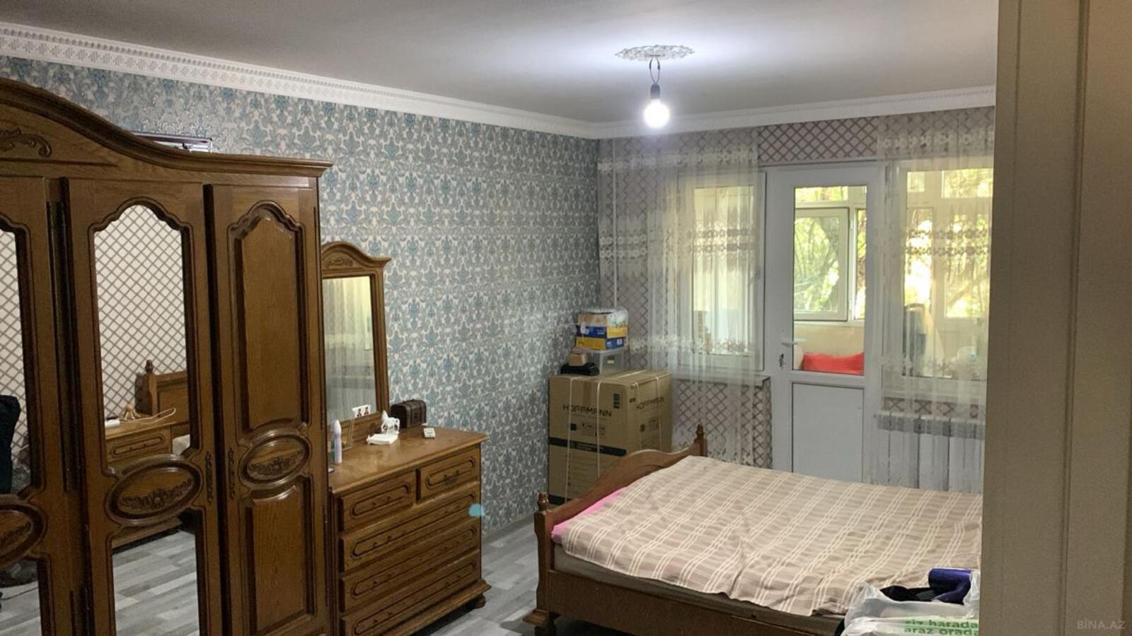 4 otaqlı köhnə tikili - Neftçilər m. - 100 m² (1)