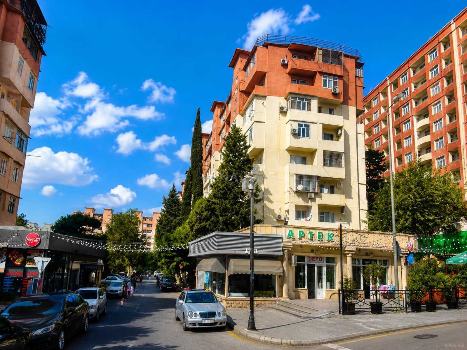3-комн. вторичка - м. Ахмедлы - 72 м² (1)
