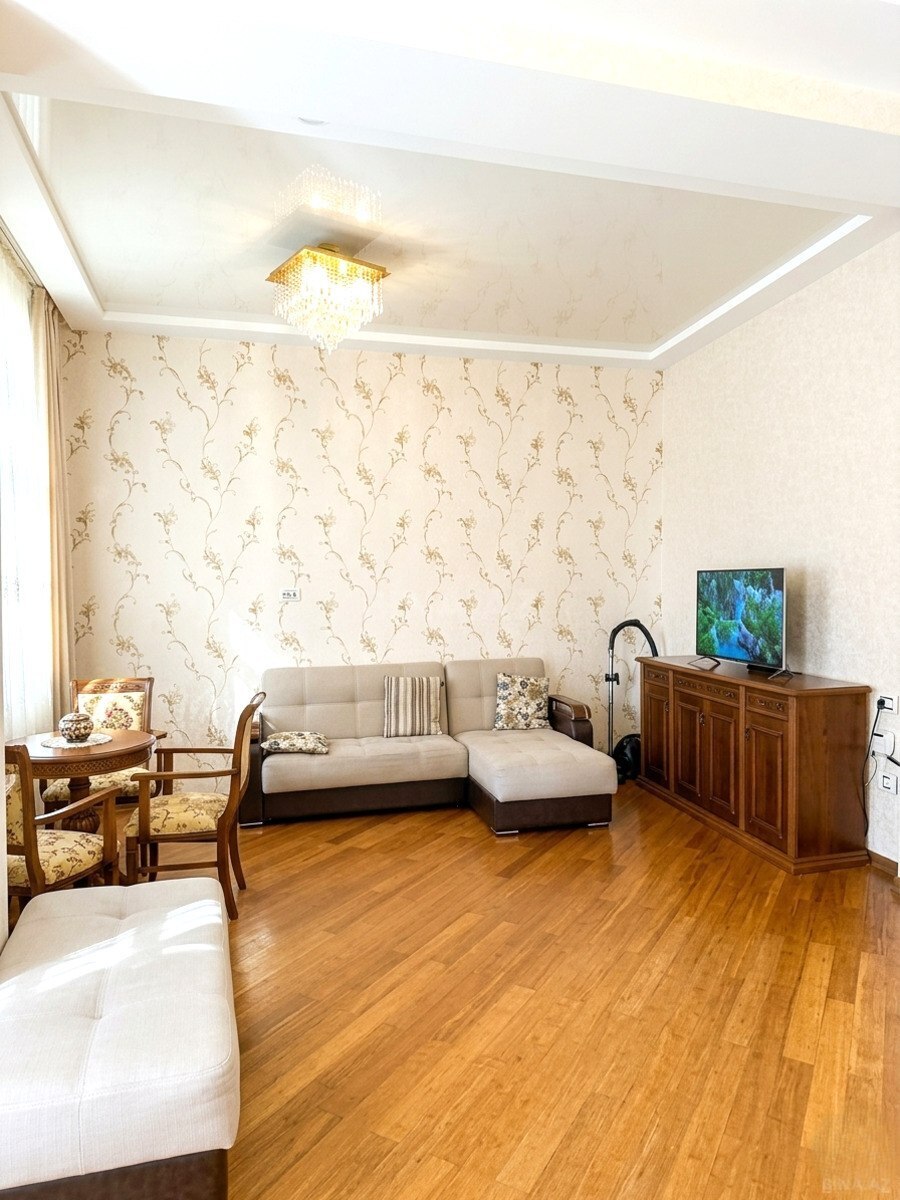 2-комн. новостройка - м. Элмляр Академиясы - 85 м² (1)