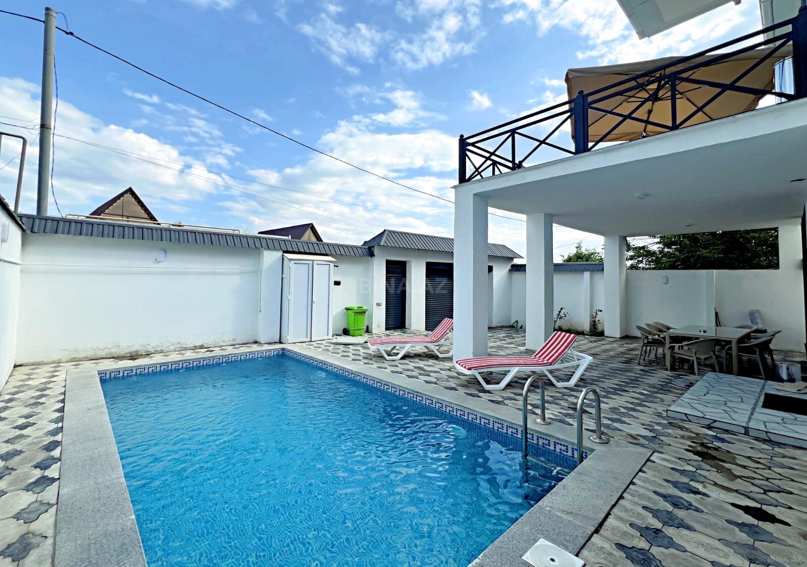 8 otaqlı həyət evi/bağ evi - Qəbələ - 220 m² (8)