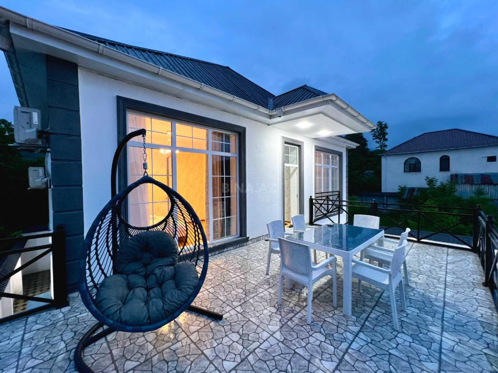 8 otaqlı həyət evi/bağ evi - Qəbələ - 220 m² (9)