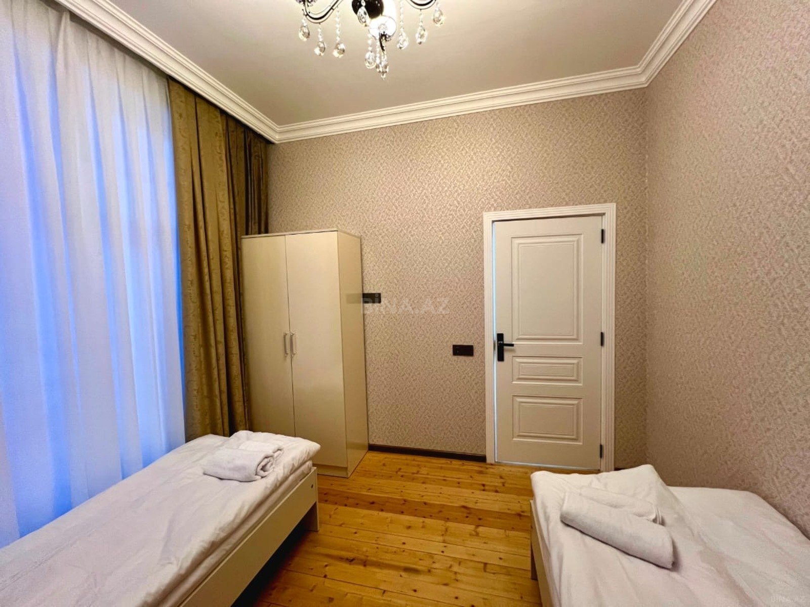 8 otaqlı həyət evi/bağ evi - Qəbələ - 220 m² (26)