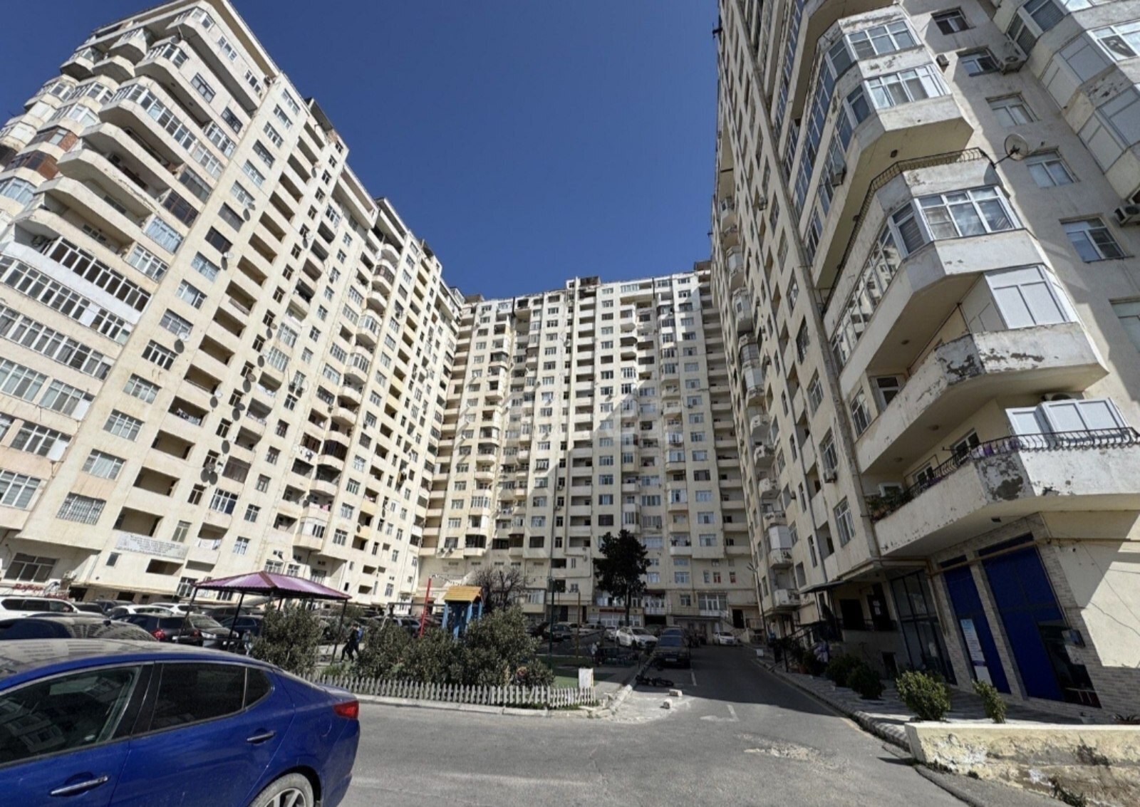 2-комн. новостройка - м. Ази Асланов - 65 м² (1)
