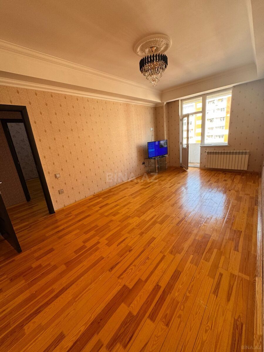 3-комн. новостройка - м. Кара Караев - 74 м² (2)