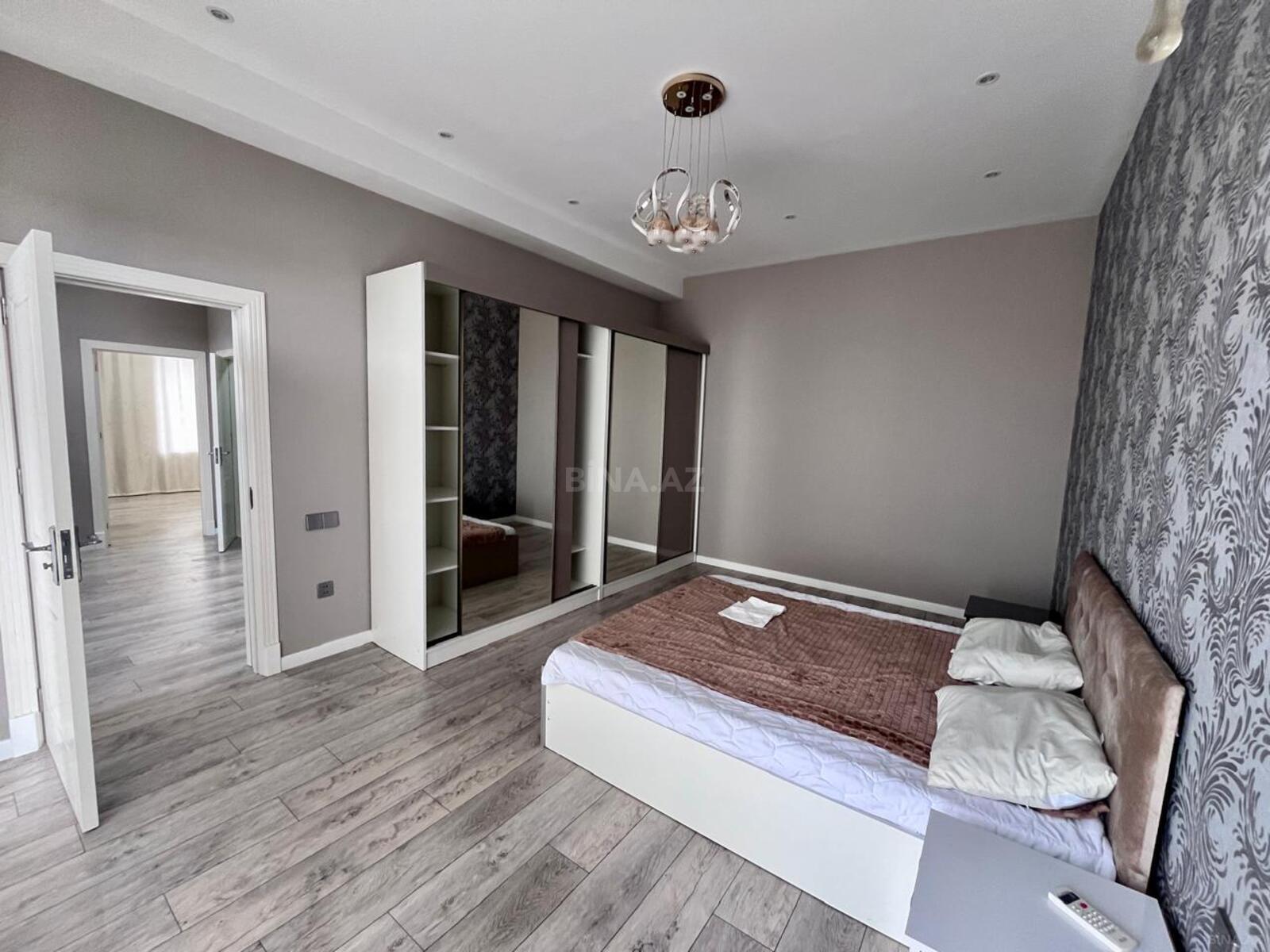 6 otaqlı həyət evi/bağ evi - Mərdəkan q. - 300 m² (10)