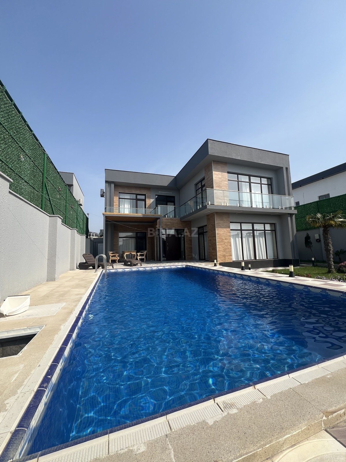 6 otaqlı həyət evi/bağ evi - Mərdəkan q. - 300 m² (1)