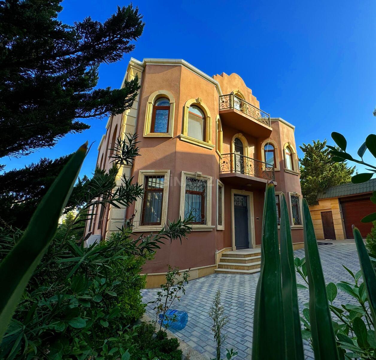 8 otaqlı həyət evi/bağ evi - Nizami r. - 375 m² (1)
