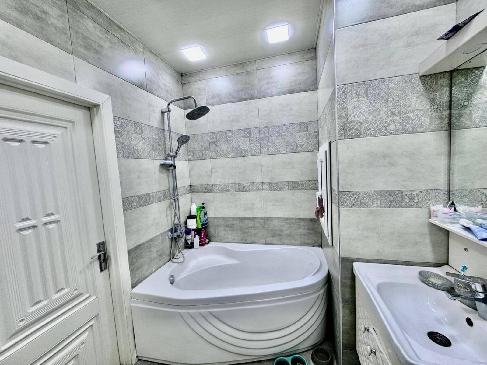 3 otaqlı köhnə tikili - Azadlıq Prospekti m. - 75 m² (12)