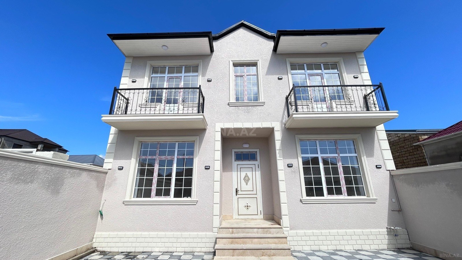 4 otaqlı həyət evi/bağ evi - Masazır q. - 200 m² (1)
