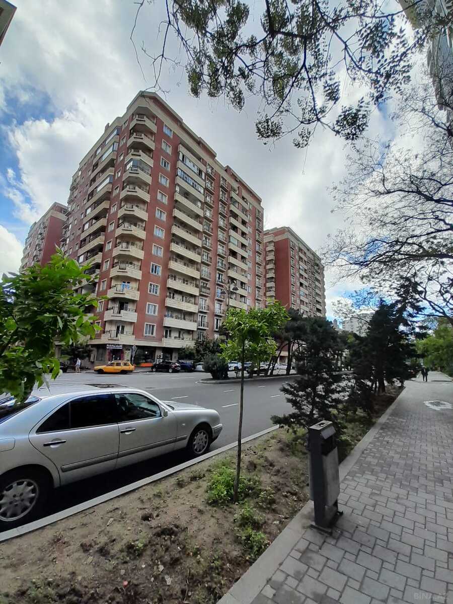 3 otaqlı yeni tikili - 28 May m. - 135 m² (1)