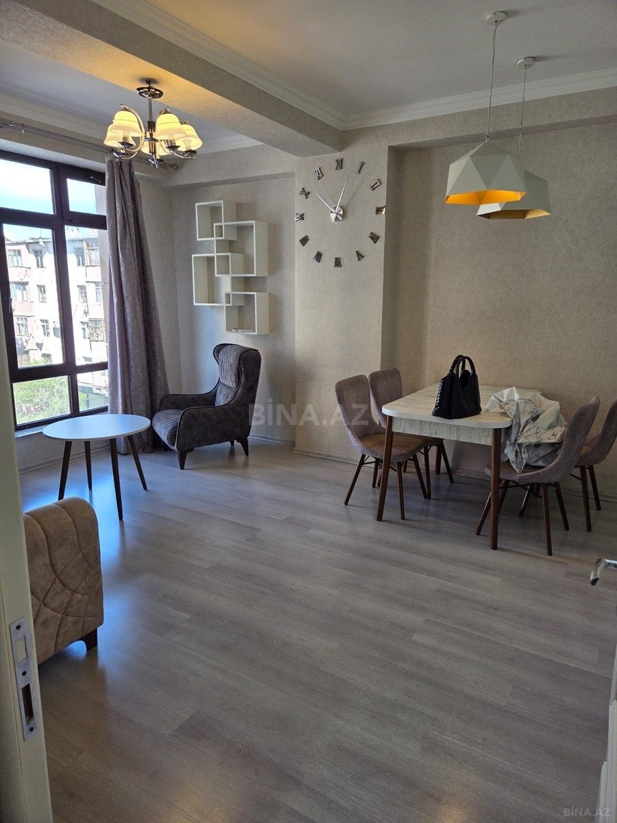 3 otaqlı yeni tikili - 20 Yanvar m. - 90 m² (9)