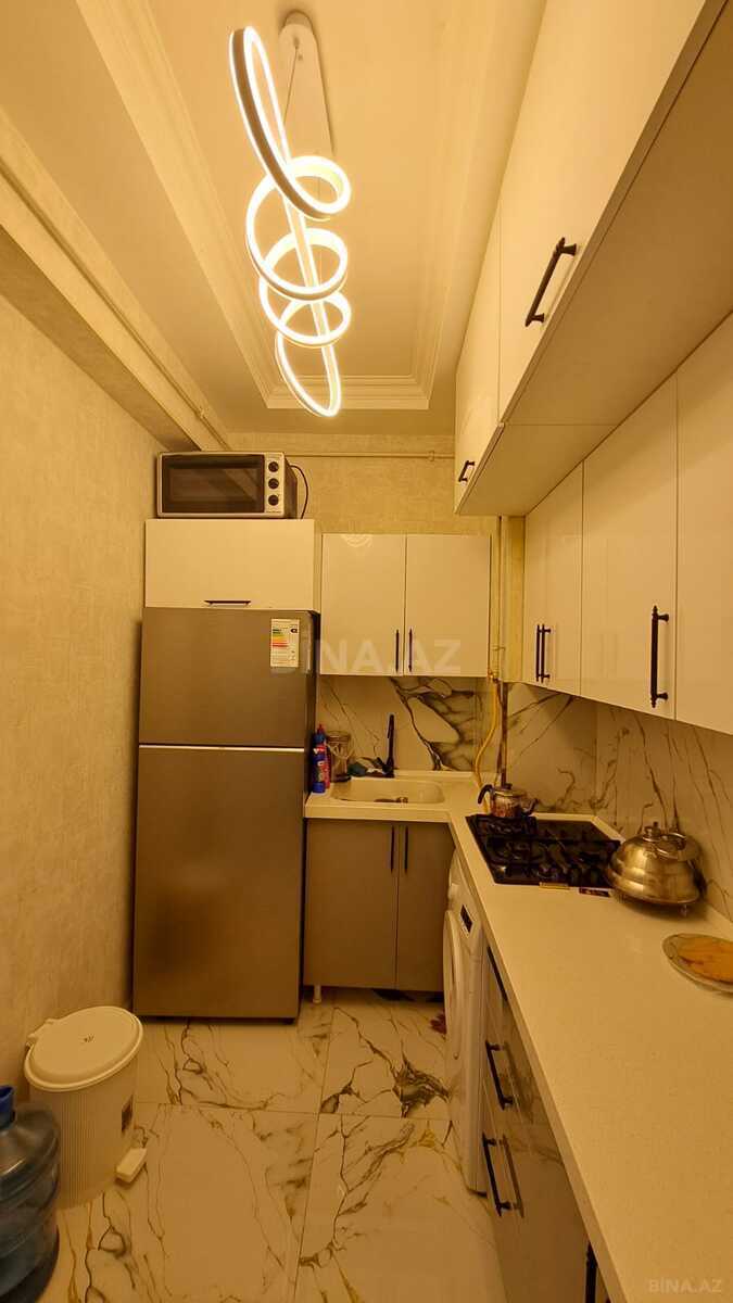 3 otaqlı köhnə tikili - Bakıxanov q. - 79 m² (14)