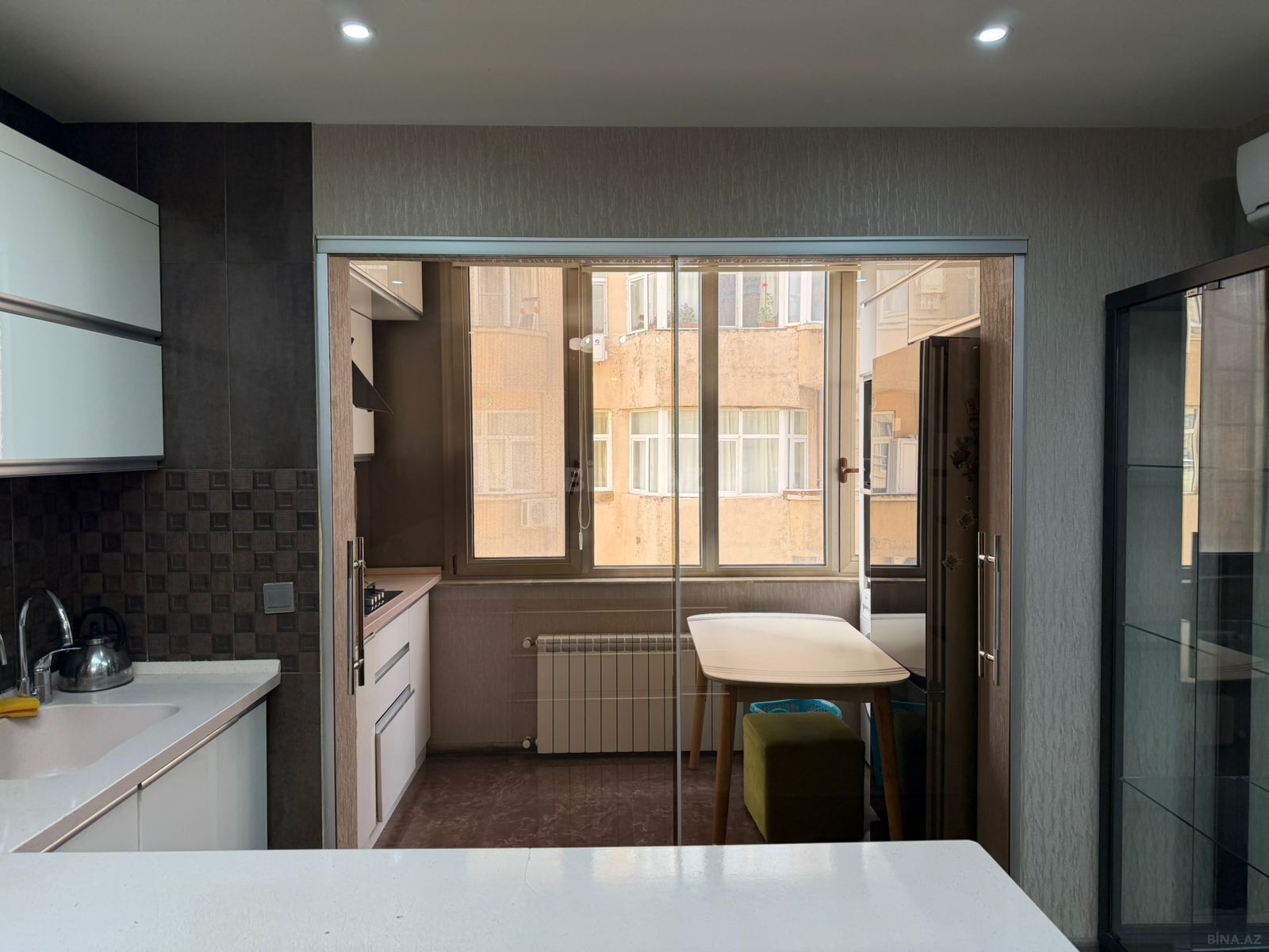 2-комн. новостройка - м. 8 ноября - 68 м² (6)