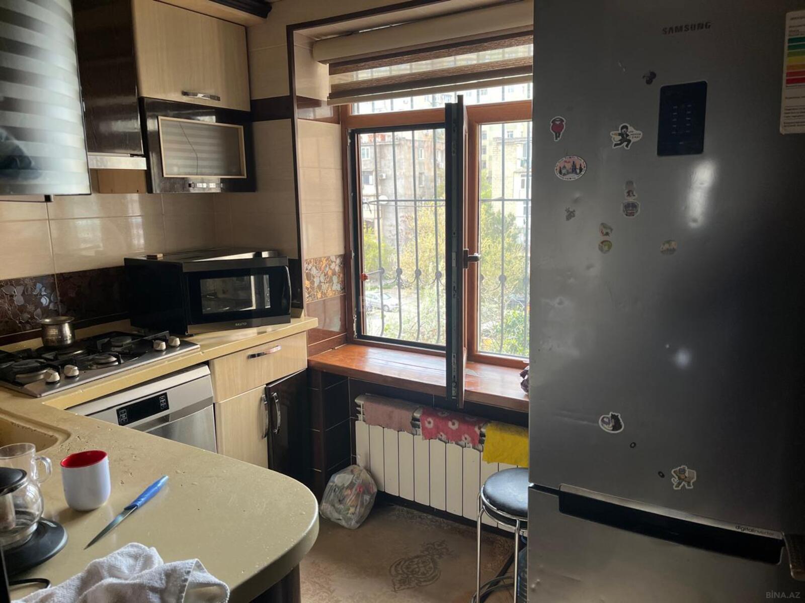 3 otaqlı köhnə tikili - Elmlər Akademiyası m. - 70 m² (13)